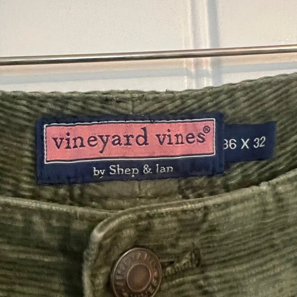 Vineyard Vines Corduroy Pants Size 36 x 32